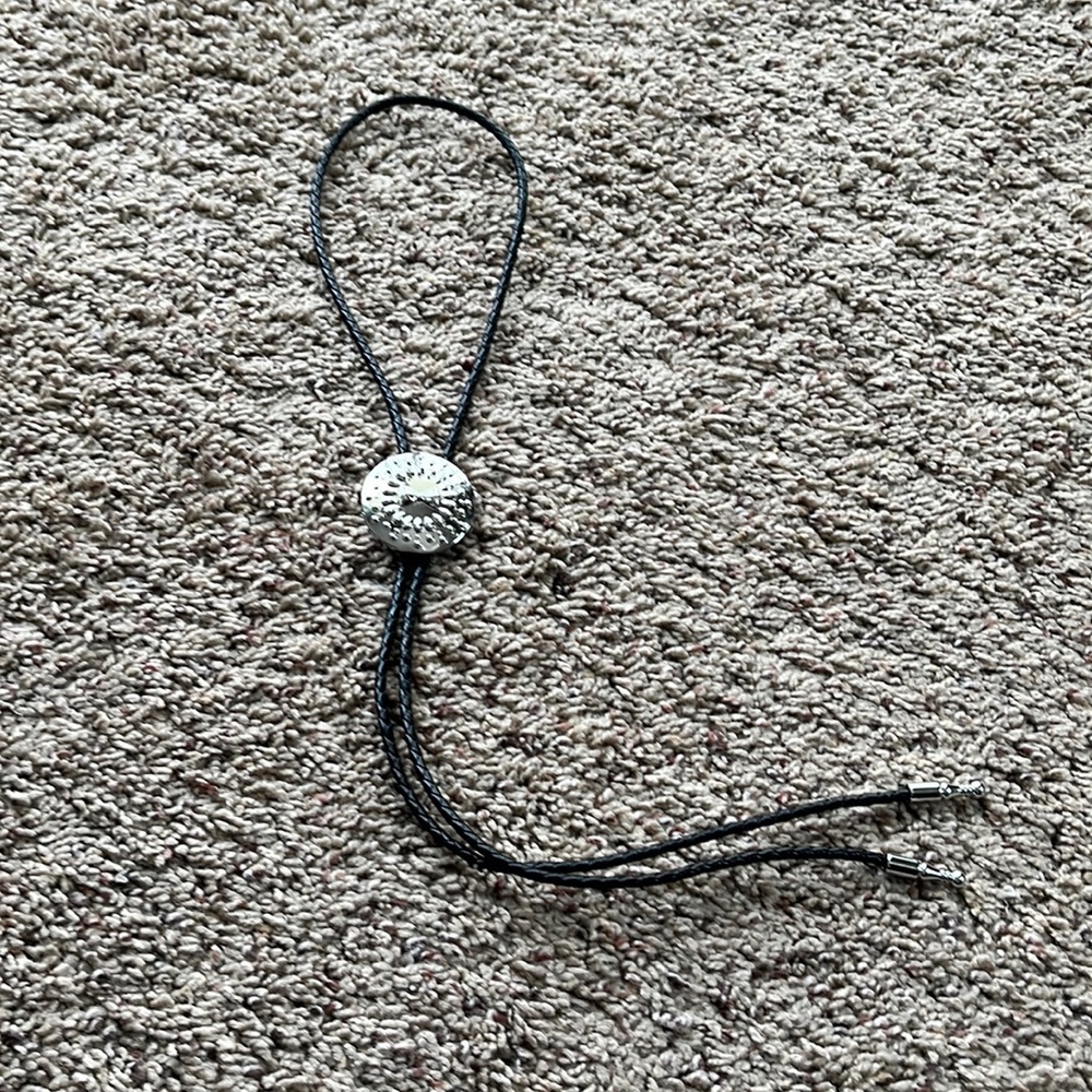 Bolo tie